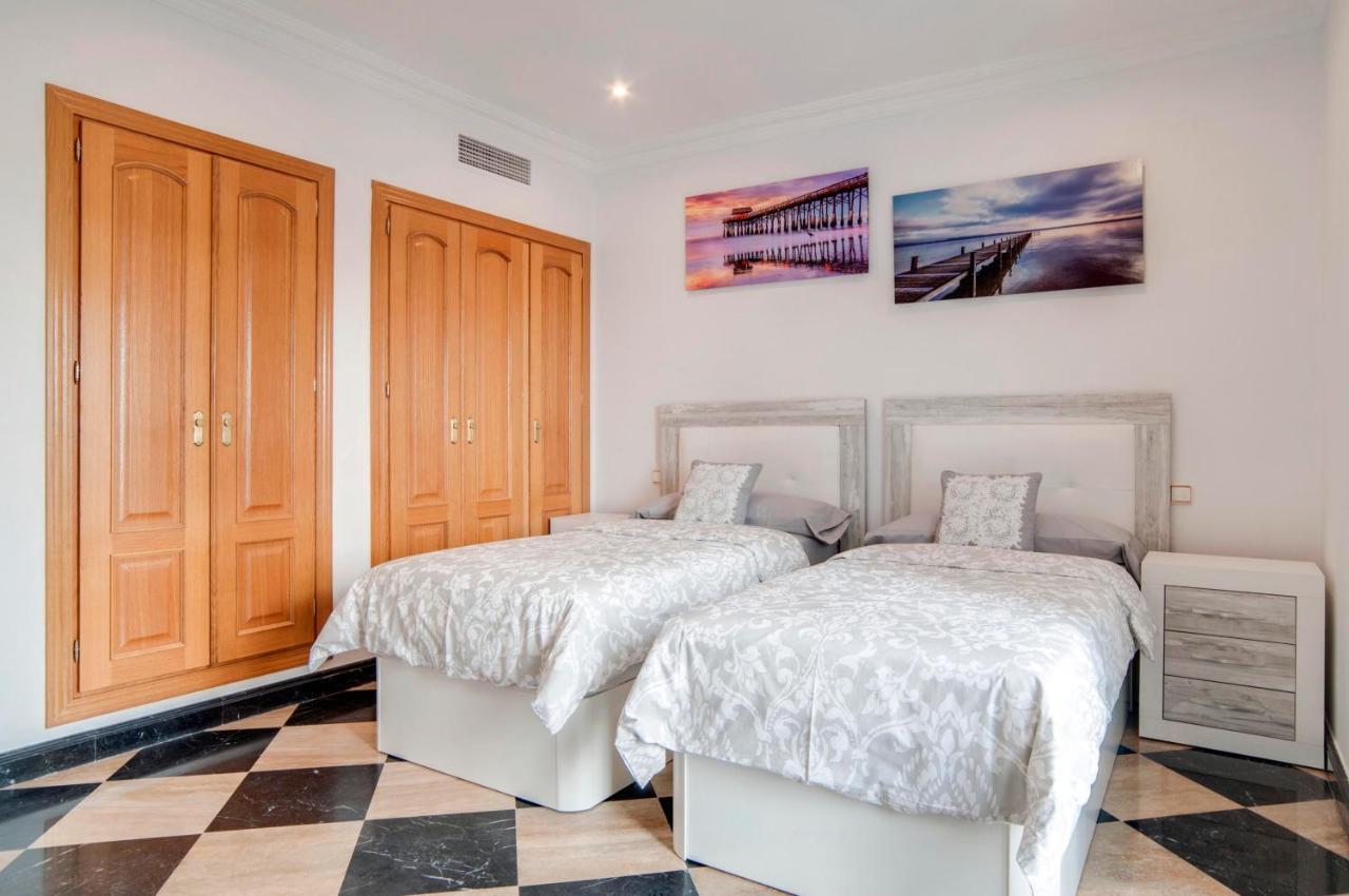 Apartamento 218 Puerto Banus Marbella Front Line 270 Meters Exterior foto
