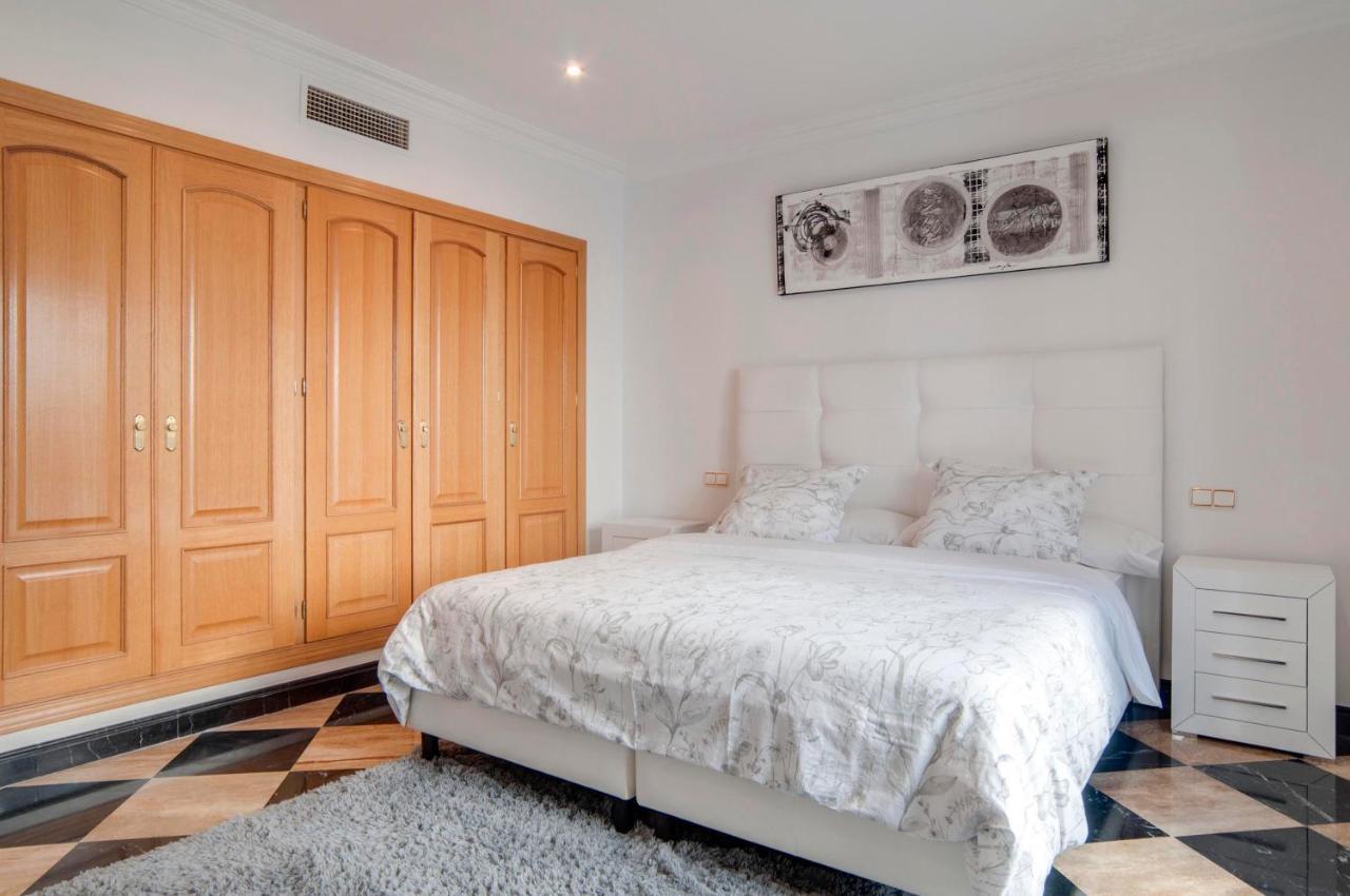Apartamento 218 Puerto Banus Marbella Front Line 270 Meters Exterior foto